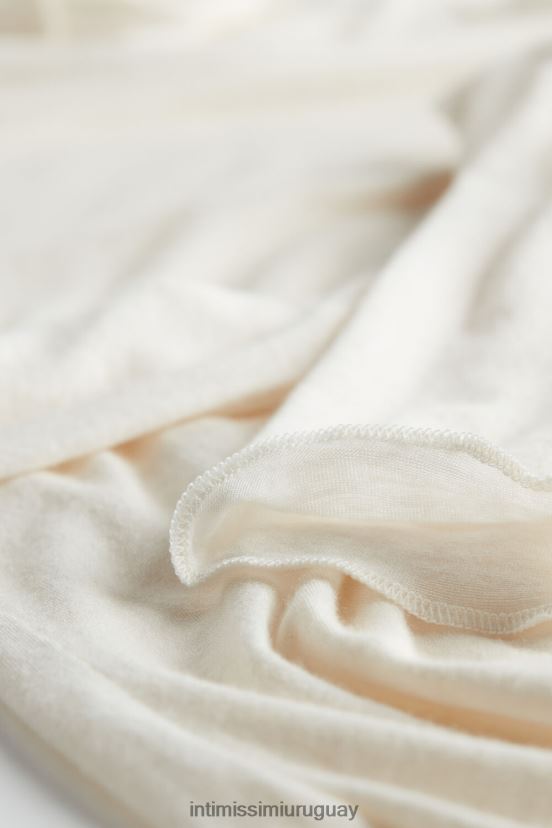 top ultraligero de cachemira y modal con cuello alto Intimissimi mujer 231i-vainilla natural V806B81261 vestir